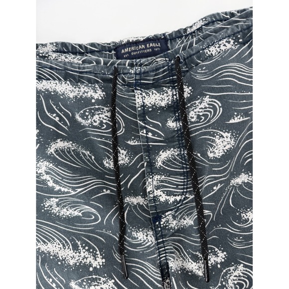 American Eagle Outfitters Other - American Eagle Mens Wave Print Drawstring Shorts Blue White Medium